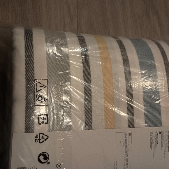 Striped King Duvet Set NEW - Picture 3 of 9